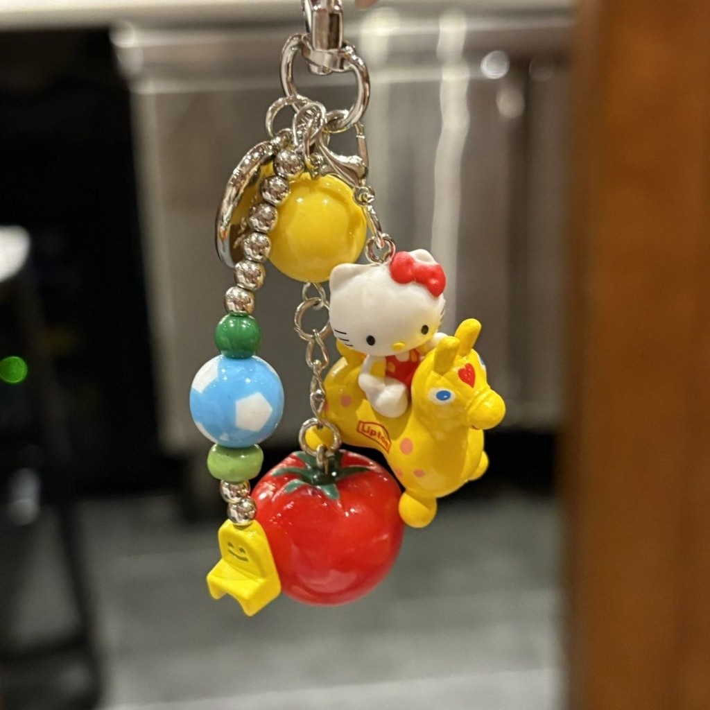 การ์ตูนน่ารักกระโดดม้าคิตตี้แมวมะเขือเทศพวงกุญแจจี้กล้อง CCD การ์ด Gubby การ์ดโทรศัพท์มือถือ