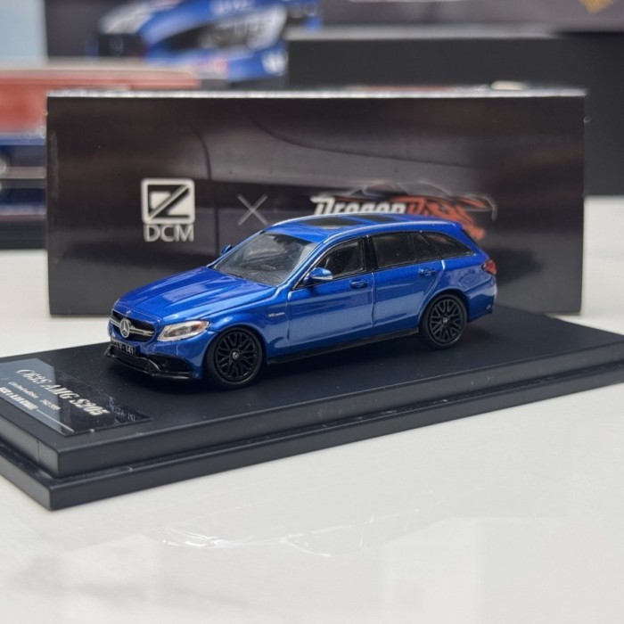 DCM x DragonBo 1: 64 Benz C63 S AMG Tank Blue Alloy Car Model