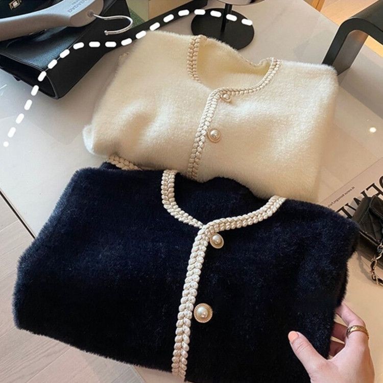 ฝรั่งเศสมุกปุ่มเสื้อกันหนาวคาร์ดิแกนด้านบนของผู้หญิงสีขาวอบอุ่นนุ่มนมมิงค์ขนแกะถักแจ็คเก็ต