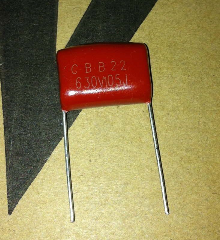 ♞,♘,♙CBB คาปาซิเตอร์ 105J630V 630V105 630V 105J