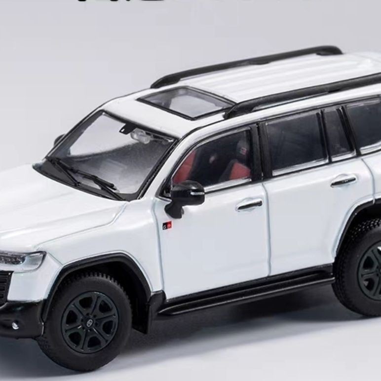 1/64 GCD Toyota Land Cruiser Land Cruiser LC300 GR-SPORT โมเดลรถอัลลอย