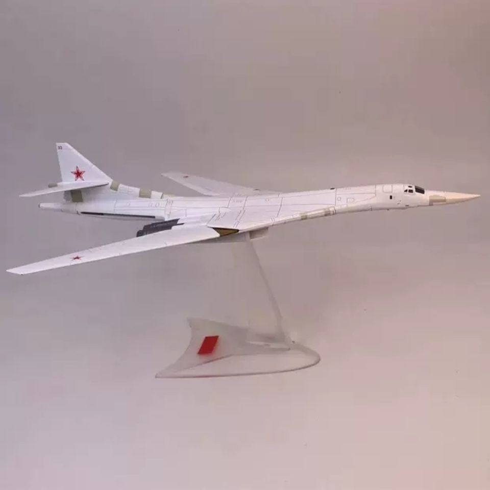 WLTK1: 200 รัสเซีย TU-160 TU-160 White Swan Bomber เครื่องบินทหารรุ่นของเล่นตกแต่ง