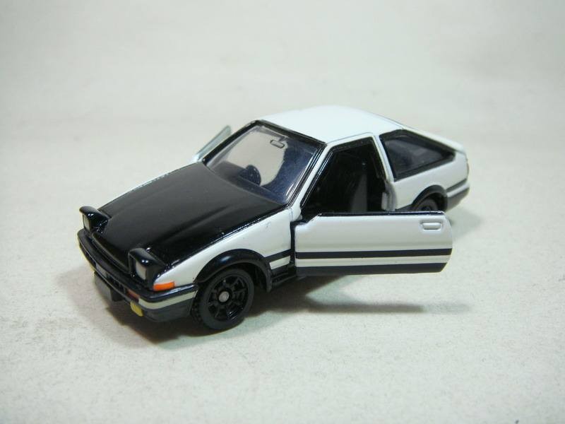 ไม่มีกล่องตําหนิ TOMICA TOMICA Initial D AE86 SPRINTER TRUENO