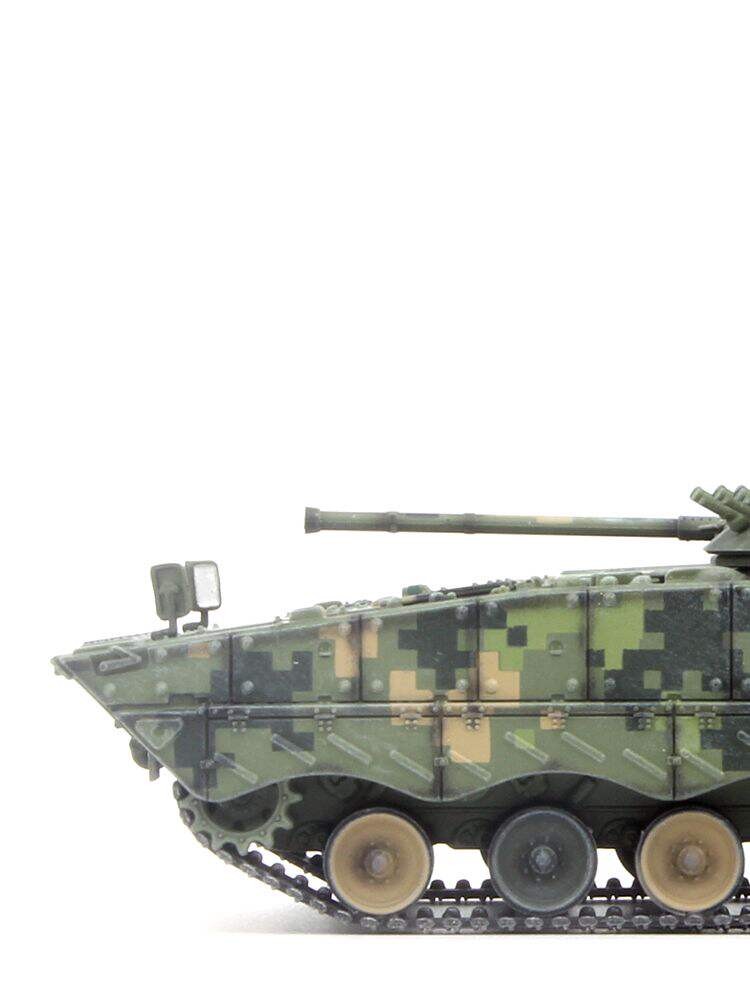 UNISTAR China ZBD-04A Track Type Infantry Chariot Jungle Digital Camouflage IFV สําเร็จรูปรุ่น 1/72
