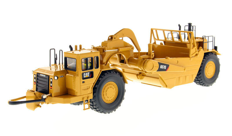 แมว Catepillar 657G ล้อประเภท Shovel Transporter 657B โลหะผสม DM วิศวกรรมยานพาหนะ 666 รุ่น 1: 50 851