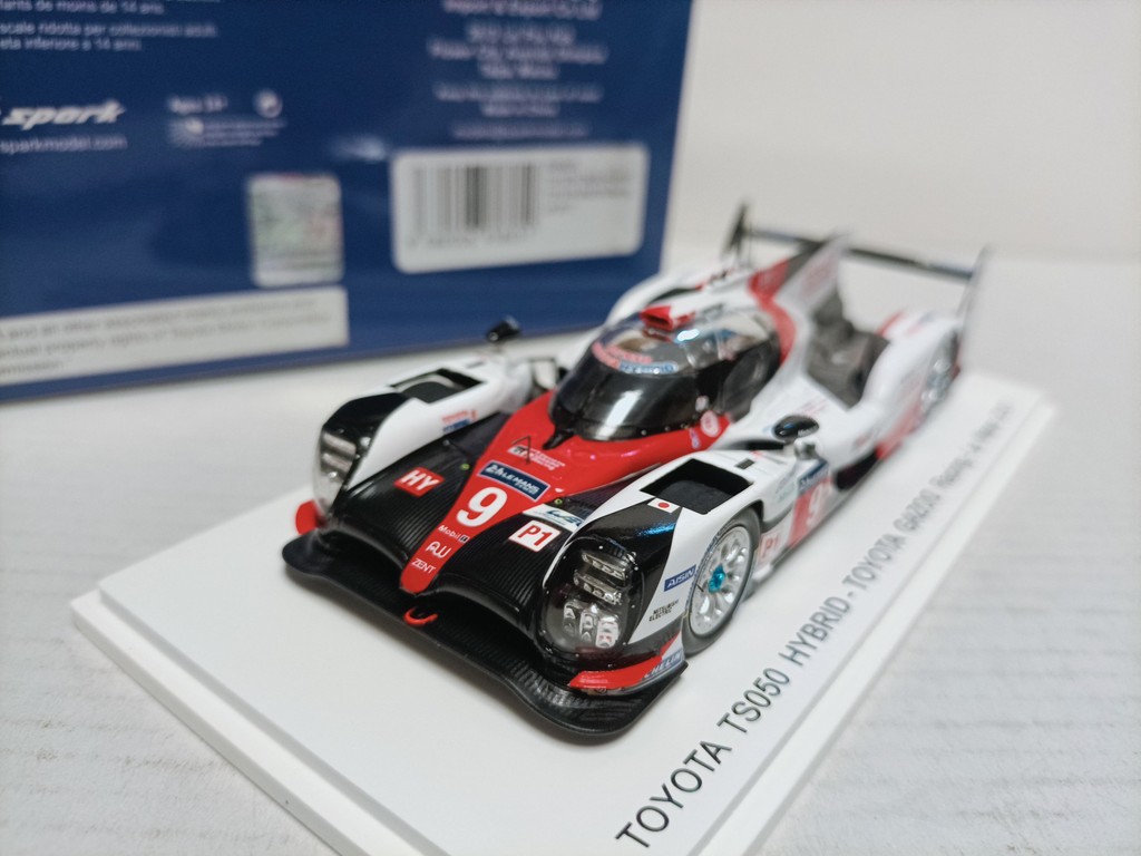 Spark 1 43 โมเดลรถ Toyota Leman Rally Toyota TS050 Hybrid #9 2017