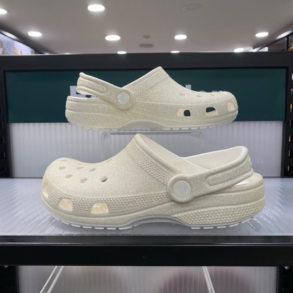 ♞CROCS CLASSIC GLITTER CLOG  รับหิ้วของแท้ YRF