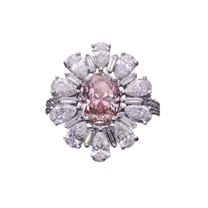 1.73 Carat Fancy Pink VS Clarity Diamond Ring
