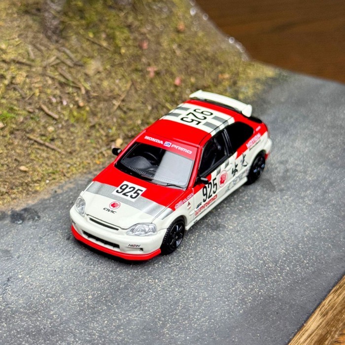 Motorhelix MH 1: 64 Honda Civic EK9 Illuminated Alloy Car Model Openable Cover