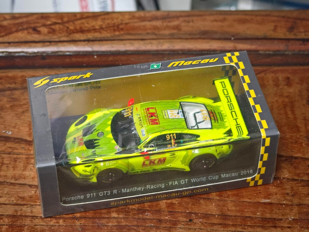 SPARK รุ่น 1/43 2018 Macau GT Porsche Porsche 911 GT3 R 911 #