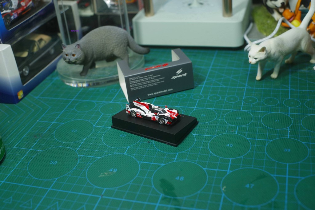 SPARK รุ่น 1/87 2018 Le Man Asian Army Toyota TS050 Hybrid 7 #