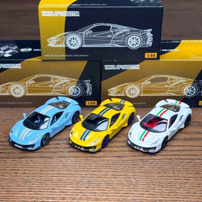 พร้อมสต็อก TOC Fumei 1: 64 Pista Pista Supercar Car
