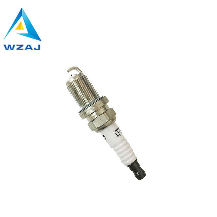 อะไหล่รถยนต์ หัวเทียนรถยนต์ IFR6T11 เหมาะสําหรับหัวเทียน Toyota Lexus 4589