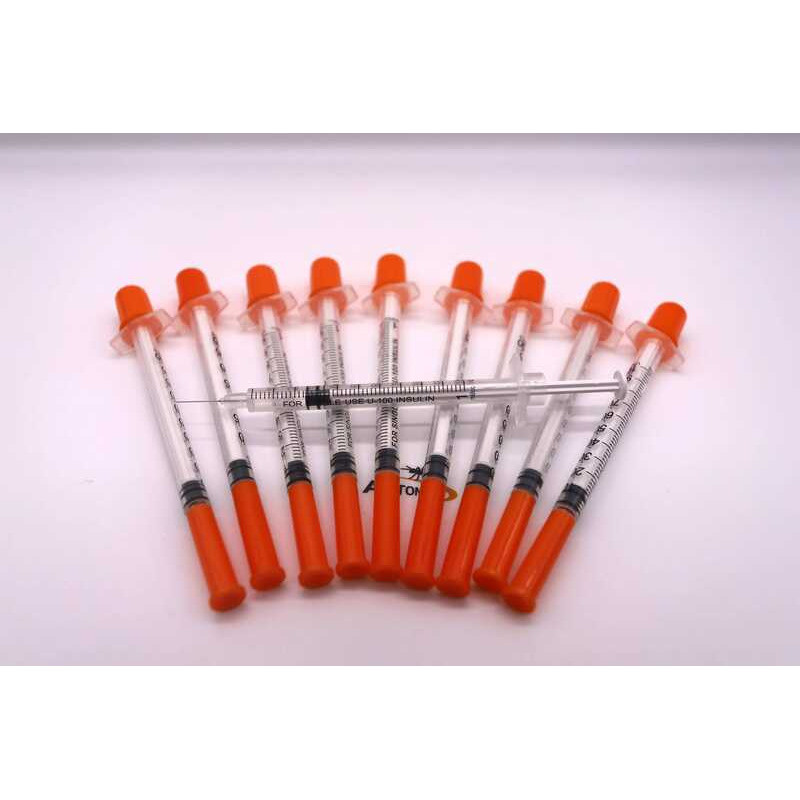 0.3/0.5/1Ml ทิ้งพลาสติก Veterinary Syringe หมวกสีส้มปราศจากเชื้ออินซูลินเข็มฉีดยาเข็มสําหรับสัตว์เล