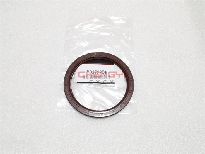 6G72 Engine Crankshaft Rear Oil Seal For Pajero Montero V23W V43 K96W V45W V73W V93W V97W 1052B178