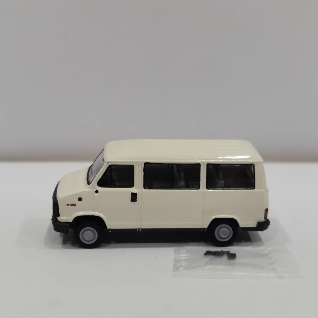 BREKINA 1/87 HO PEUGEOT J5 BUS PEUGEOT Van รุ่นวัสดุพลาสติก 26 Out of Print รุ่น