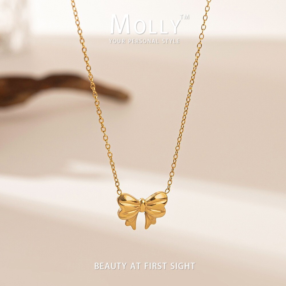 ต่างหูสร้อยคอกุทัณฑ์สแตนเลสสำหรับผู้หญิง .gold plated 18K ไม่แพ้ง่าย และเรียบหรู
