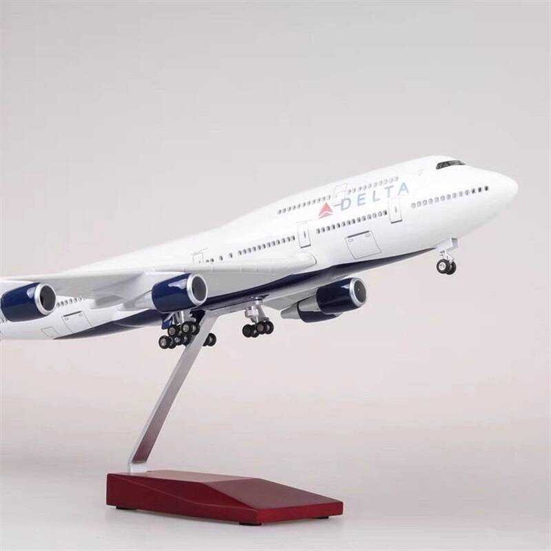 Boyin 747 Damei Aircraft Model with Wheels Aircraft with Light Static Airliner รุ่น B747 Damei Airli