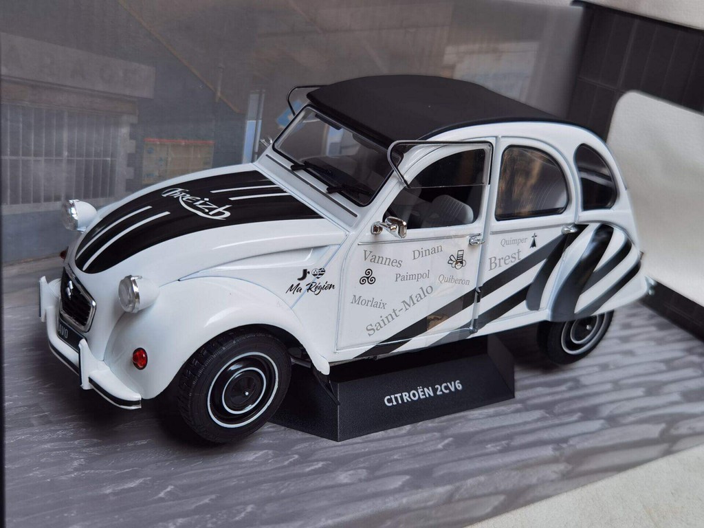 SOLIDO 1/18 CITROEN 2CV6 1982 CITROEN โมเดลรถโลหะผสม
