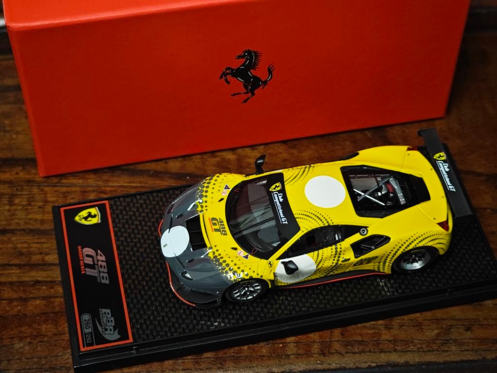 BBR รุ่น 1/43 Ferrari 488 GT