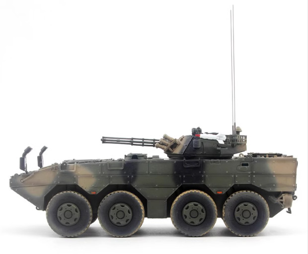 UNISTAR China ZBL-08 ล้อ Infantry Chariot ประเภท 09 ล้อแปดใหญ่ป่าสามสีสําเร็จรูปรุ่น 1/72