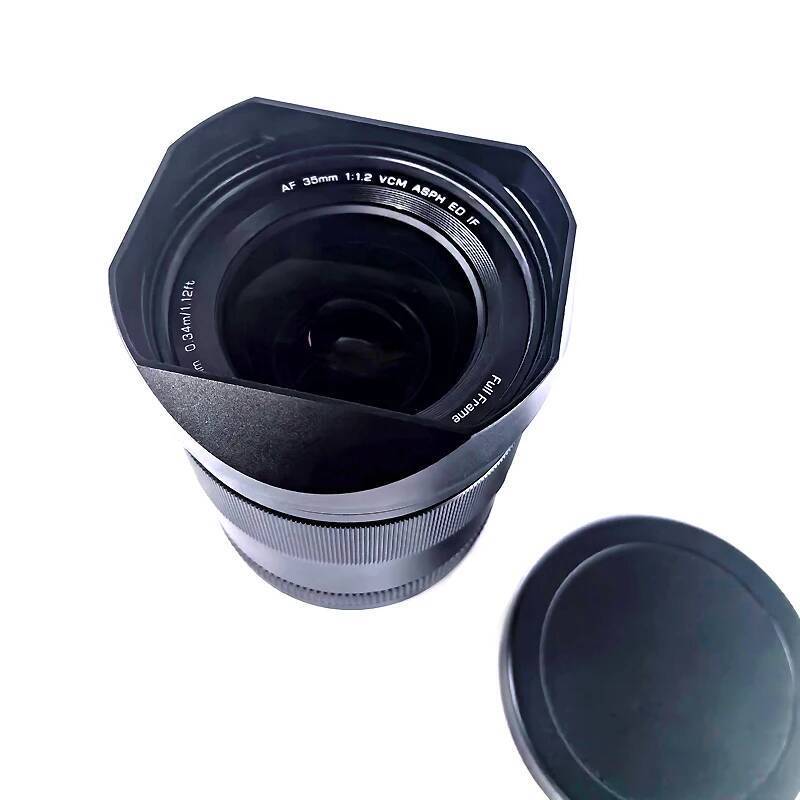 เลนส์เหลี่ยม Bayonet Metal พร้อมหมวกโลหะฟรีสําหรับ Viltrox AF 35 มม. F1.2 LAB