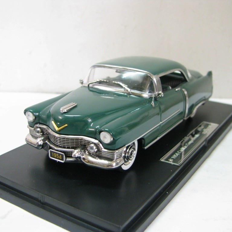 GFCC 1: 43 1954 Cadillac Coupe DeVille Cadillac Emerald Alloy Car Model