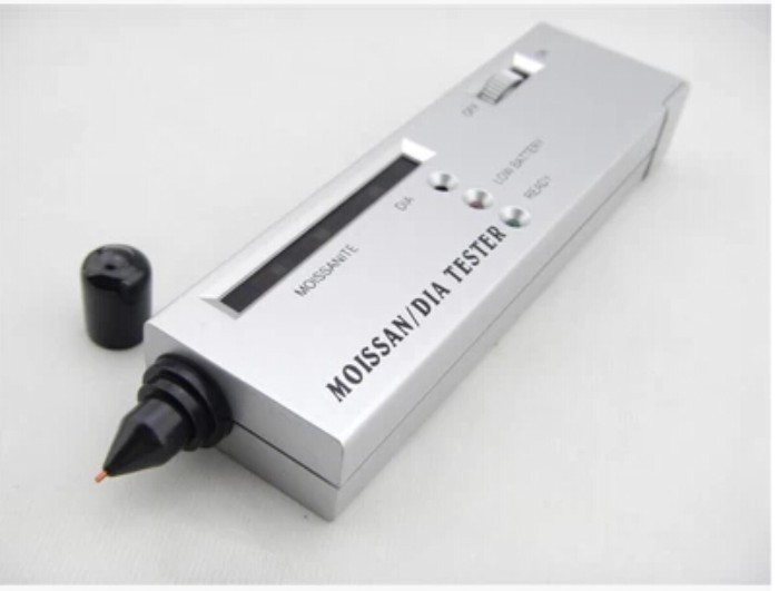 Portable Diamond Selector II Moissanite tester