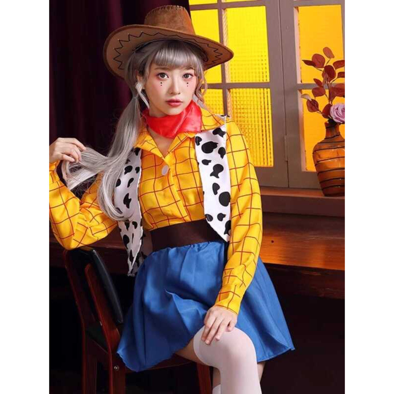 ชุดคอสเพลย์ Woody จาก Toy Story สำหรับฮัลโลวีน