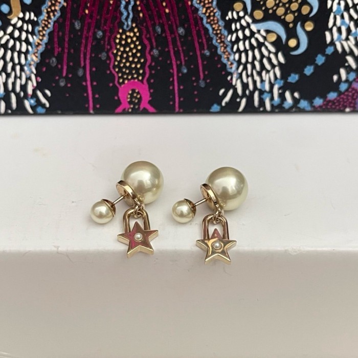 ต่างหู Dior Tribales Earring ต่างหูของแท้100%