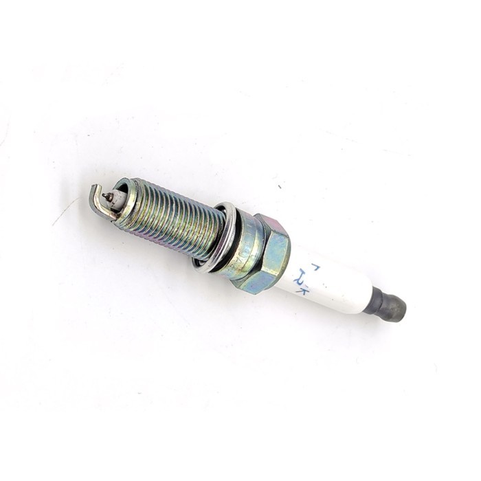 4pcs Engine Spark Plug For Mercedes-Benz A209 C209 W203 W204 S204 C204 CLK200K C200K C200 E200 E260