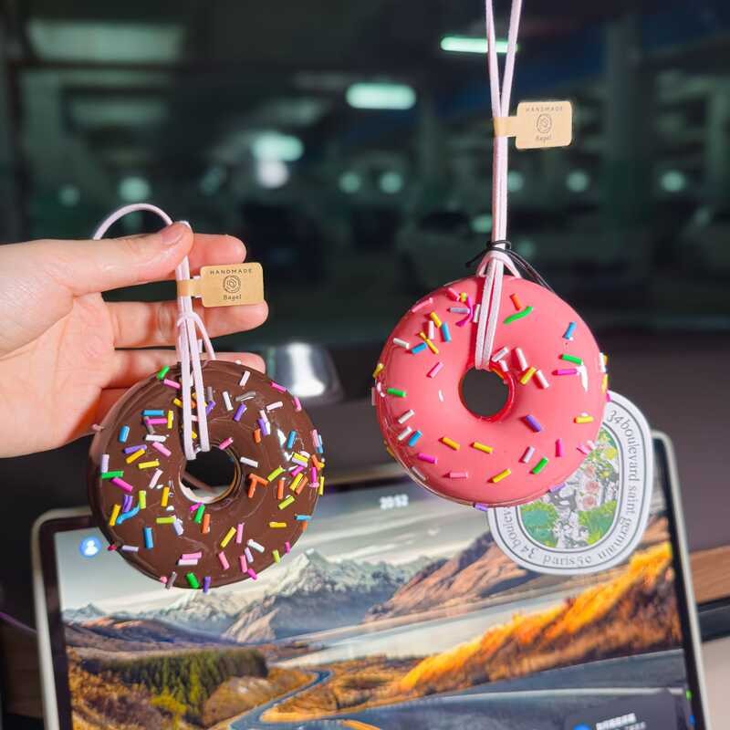 จี้รถ Bagel สร้อยคอพวงมาลัยน่ารักสำหรับหญิง