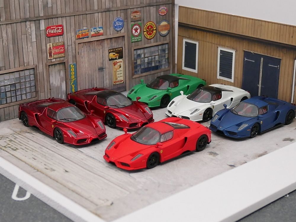 1: 64 Ferrari Enzo Ferrari Enzo รถโลหะรุ่นรถโลหะผสมของเล่นรถคอลเลกชันเครื่องประดับ