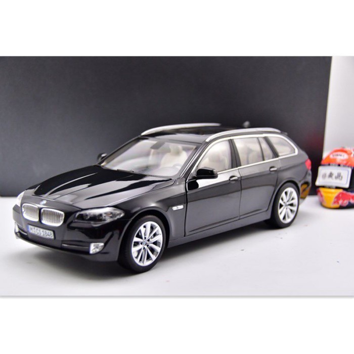 NOREV Norwell 1: 18 BMW 550i F11 Watt Tank 5 Series Station Car Alloy Car Model