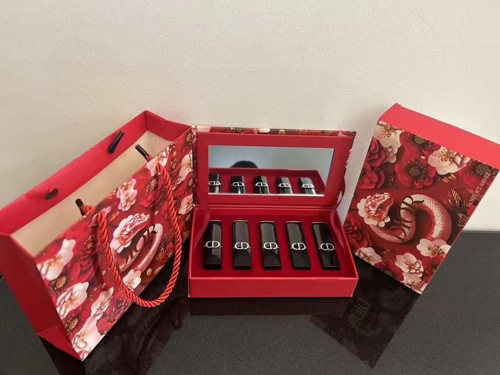 New Arrival One to One/90 Dior Cartoon Snake Blue Gold Lipstick Sample Five- Piece Set ประกอบด้วย: 1