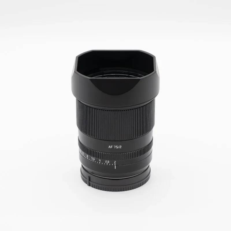 การออกแบบสําหรับ TTArtisan AF 75 มม. f/2 SLA Hard Plastic Bayonet Square Lens Hood Lens Shade