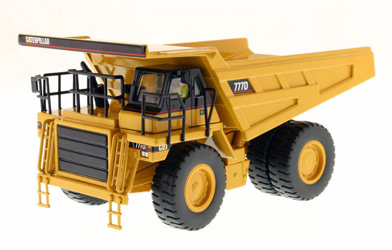DM1/50 CAT 777D Carterpillar Mineral Transport Alloy Dump Truck Engineering Toy Model 85104C