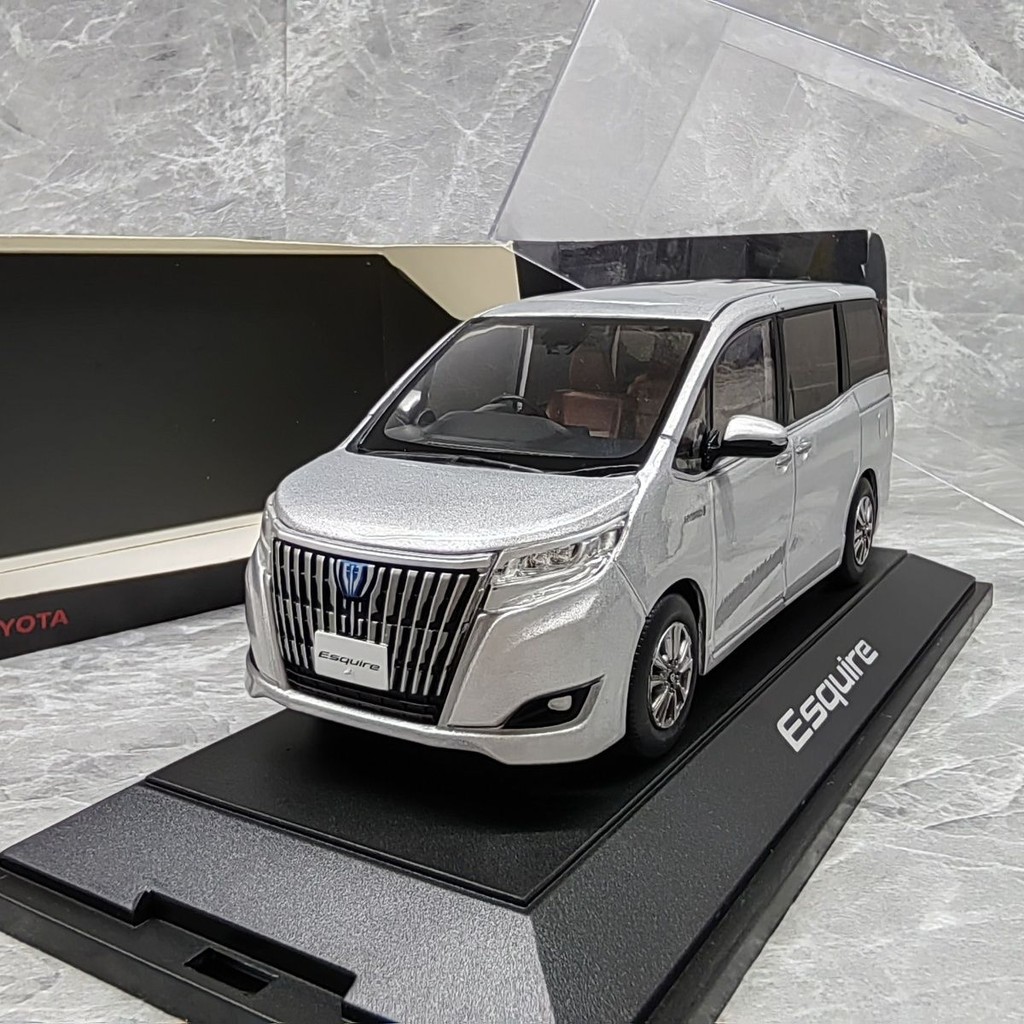 โรงงานเดิม 1/30 Toyota Esquire Van Business Vehicle Alloy Collection Car Model Japanese Version Read