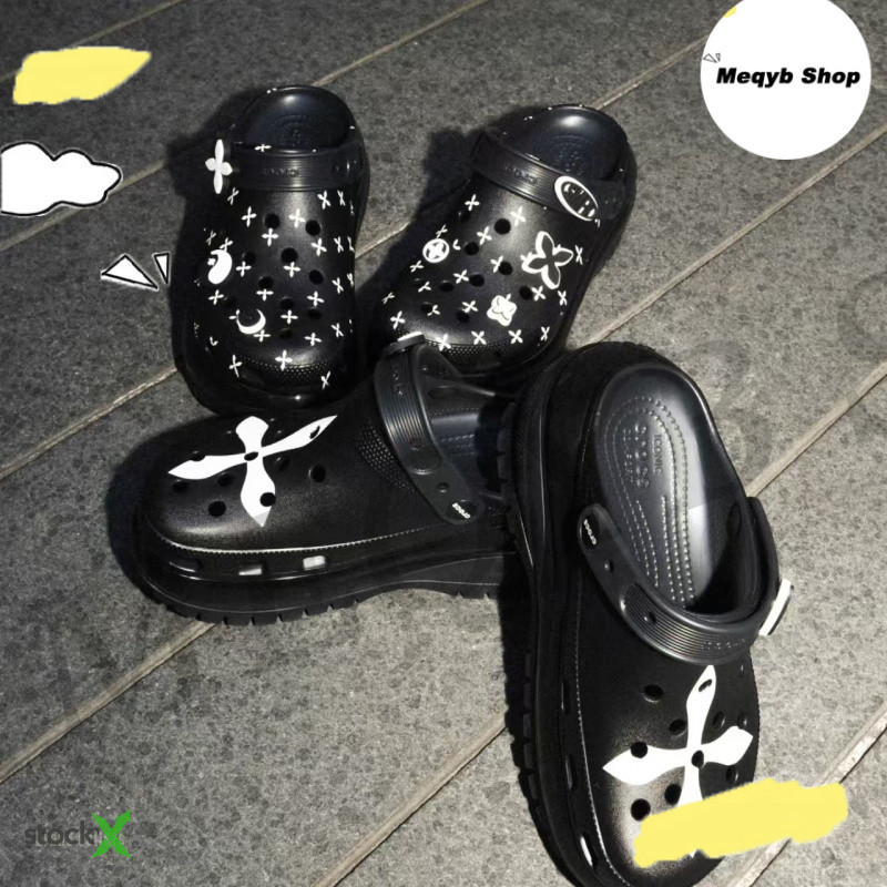 ♞,♘,♙รองเท้าลำลองแฟชั่น SMFK x Crocs Classic MegaSMFK-210087-0FM SMFK-210087-066 YRF