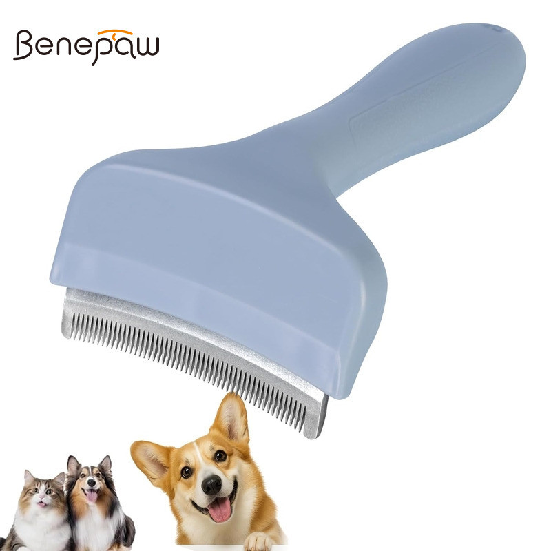 Benepaw สแตนเลสหวีกรูมมิ่งสัตว์เลี้ยง V ฟัน Deshedding เครื่องมือ Undercoat Removal ฟังก์ชั่นนวดแบบพกพาสําหรับสุนัขแมวประเภทเสื้อทั้งหมด