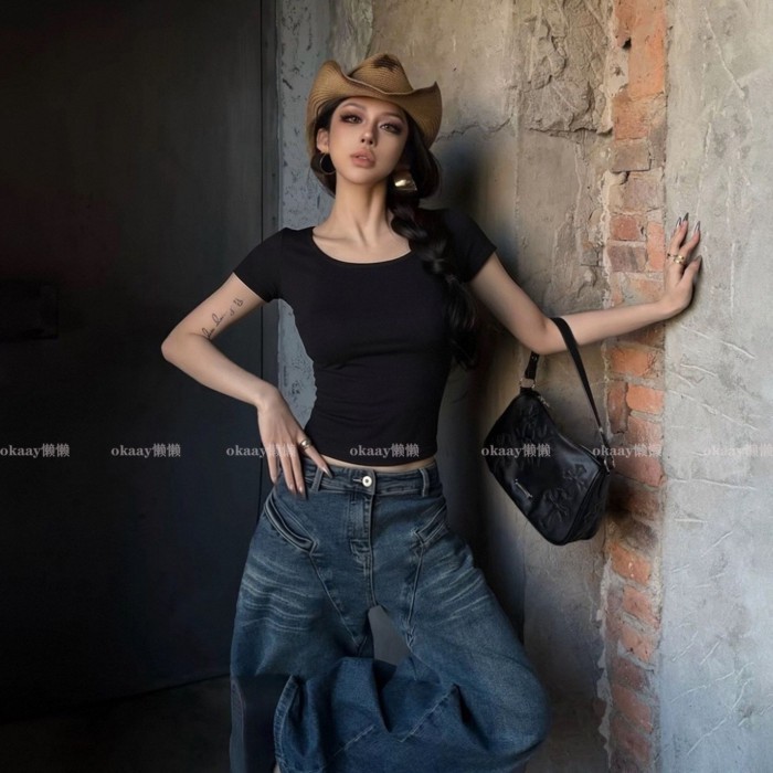 สาวร้อนสไตล์ผ้ากอซ Halter U-คอเสื้อยืดผู้หญิงฤดูร้อนสีดํา รูปที่ 3