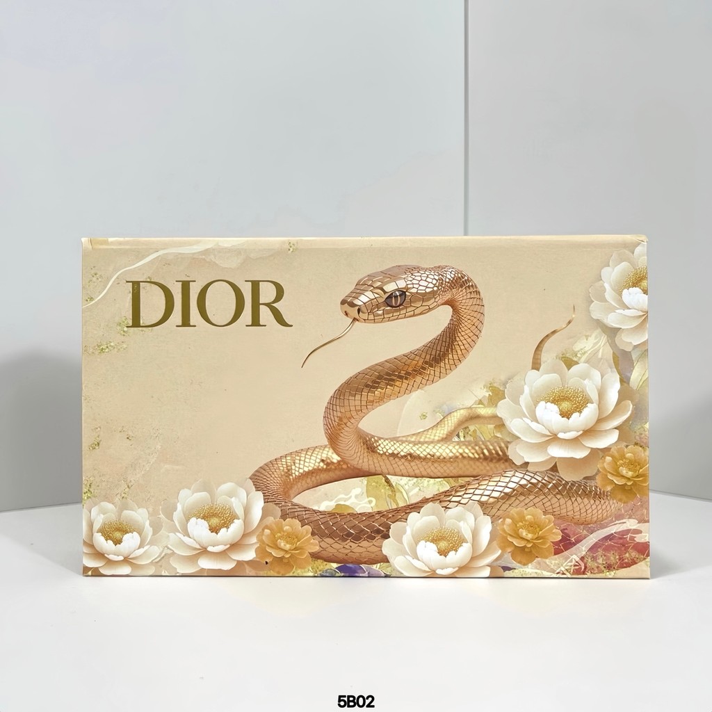 แฟชั่น 75 Dior Golden Snake Langjun Golden Tube Lipstick Sample Five-Piece Set ประกอบด้วย: 1.5g * 5.