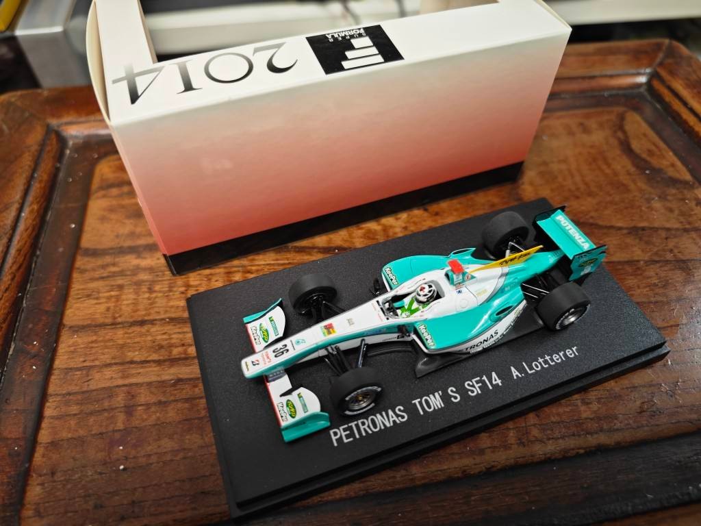 EBBRO รุ่น 1/43 2014SF PETRONAS TOMS SF14 Lotto Le Ma Oil Coating