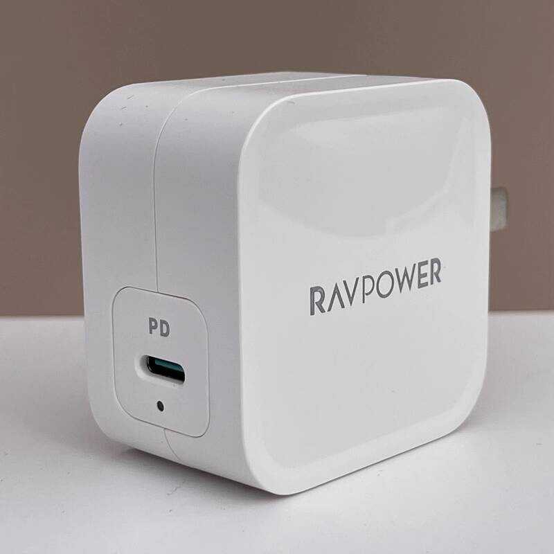 Ravpower GaN Charger PD61w Fast Charger เหมาะสําหรับ Apple X 13 ipad book pro