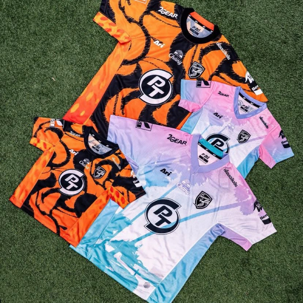 พร้อมส่ง ARI PT PRACHUAP FC 2025/2026 HOME PLAYER JERSEY