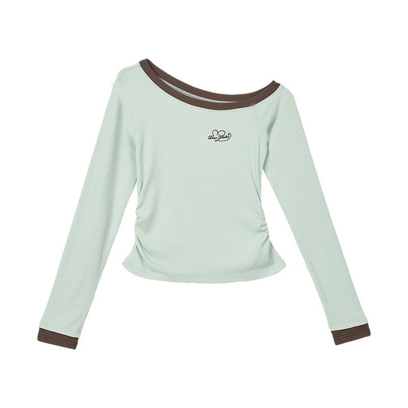 เสื้อยืดเปิดไหล่สีเขียว สไตล์เกาหลี แขนยาวไหล่เฉียง เข้ารูปและสวมใส่ง่าย