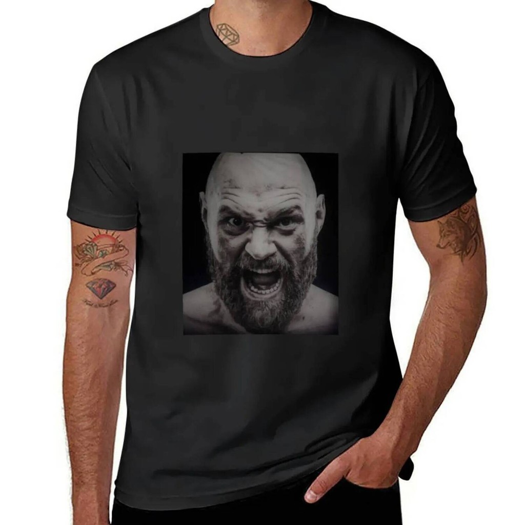 เสื้อยืดกราฟิก Tyson Fury สำหรับผู้ชาย ออกแบบสำหรับคนน้ำหนักมาก เสื้อกีฬาระบายอากาศดี