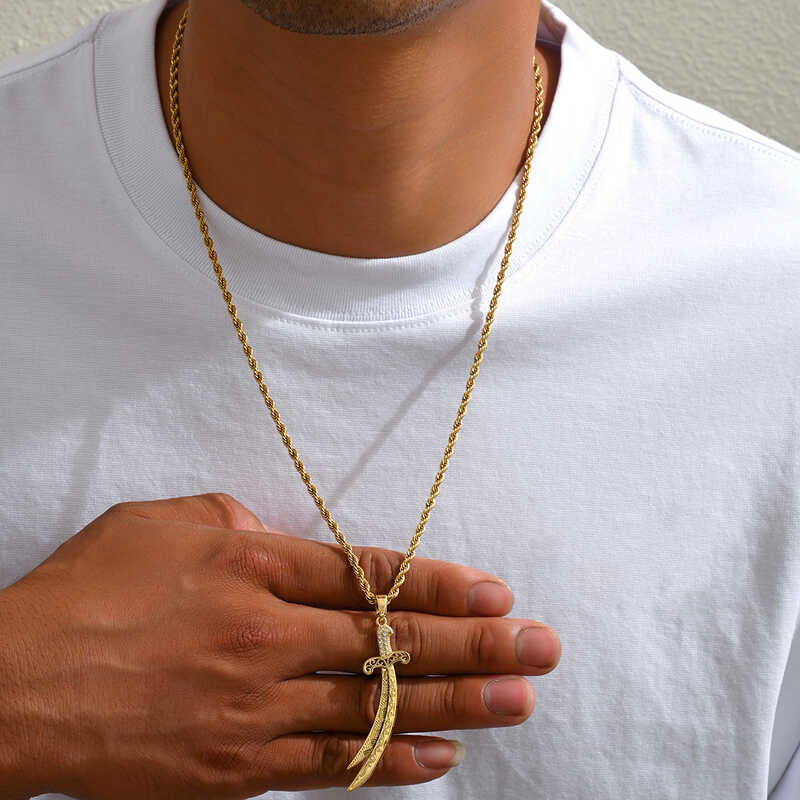 Abi Talibu ดาบสร้อยคอผู้ชายทองแดงฝังเพทายประณีตจี้เครื่องประดับโซ่