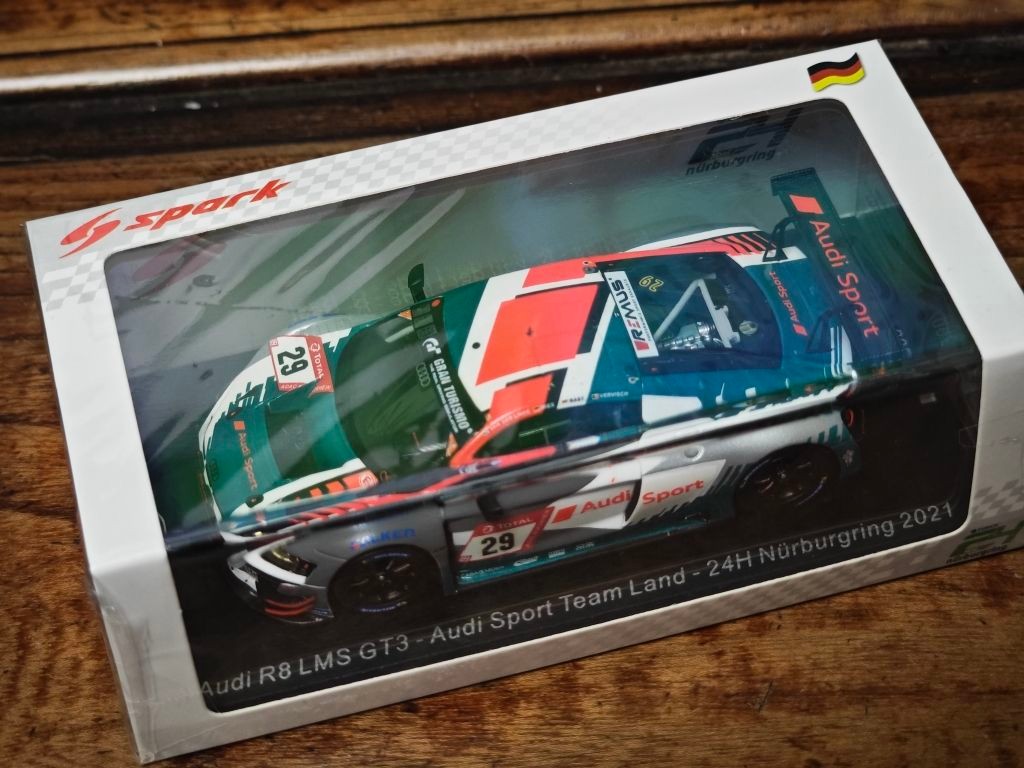 SPARK รุ่น 1/43 2021 Newbo Green AUDI R8 LMS GT3 29 #
