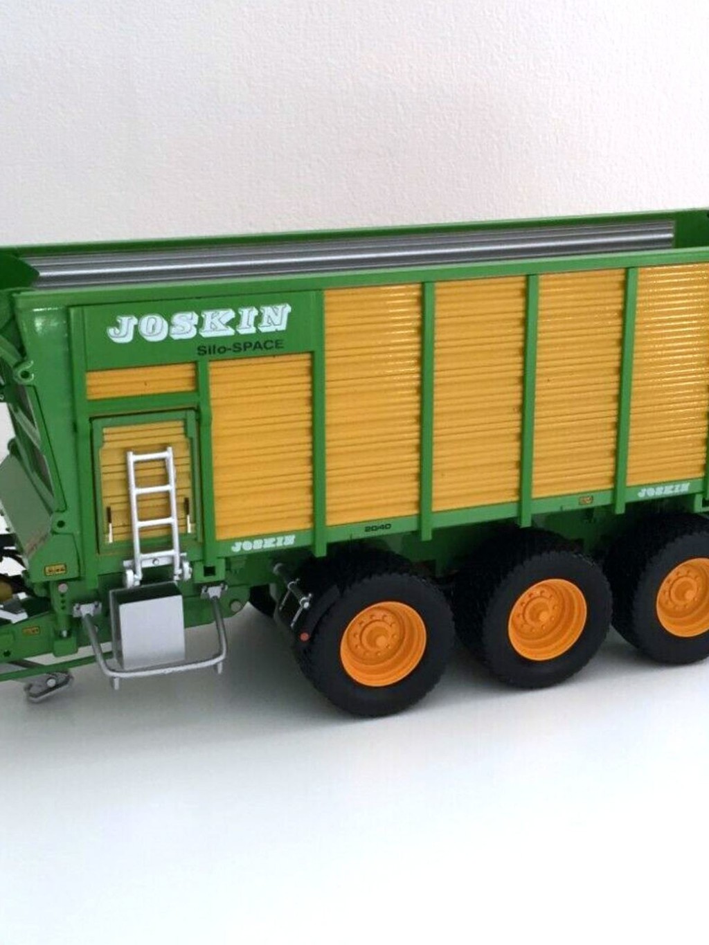 การค้าต่างประเทศ ROS 1/32 Joskin Silo Cargo Joskin Silo Cargo เครื่องจักรการเกษตรสินค้าการเกษตรขนส่ง